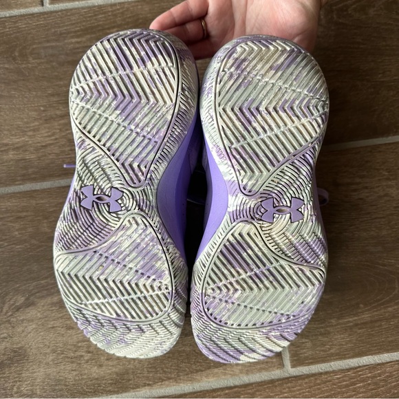 Big Boys Under Armour sneakers - Picture 5 of 7